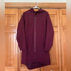 Lululemon Rain Rebel Rain jacket